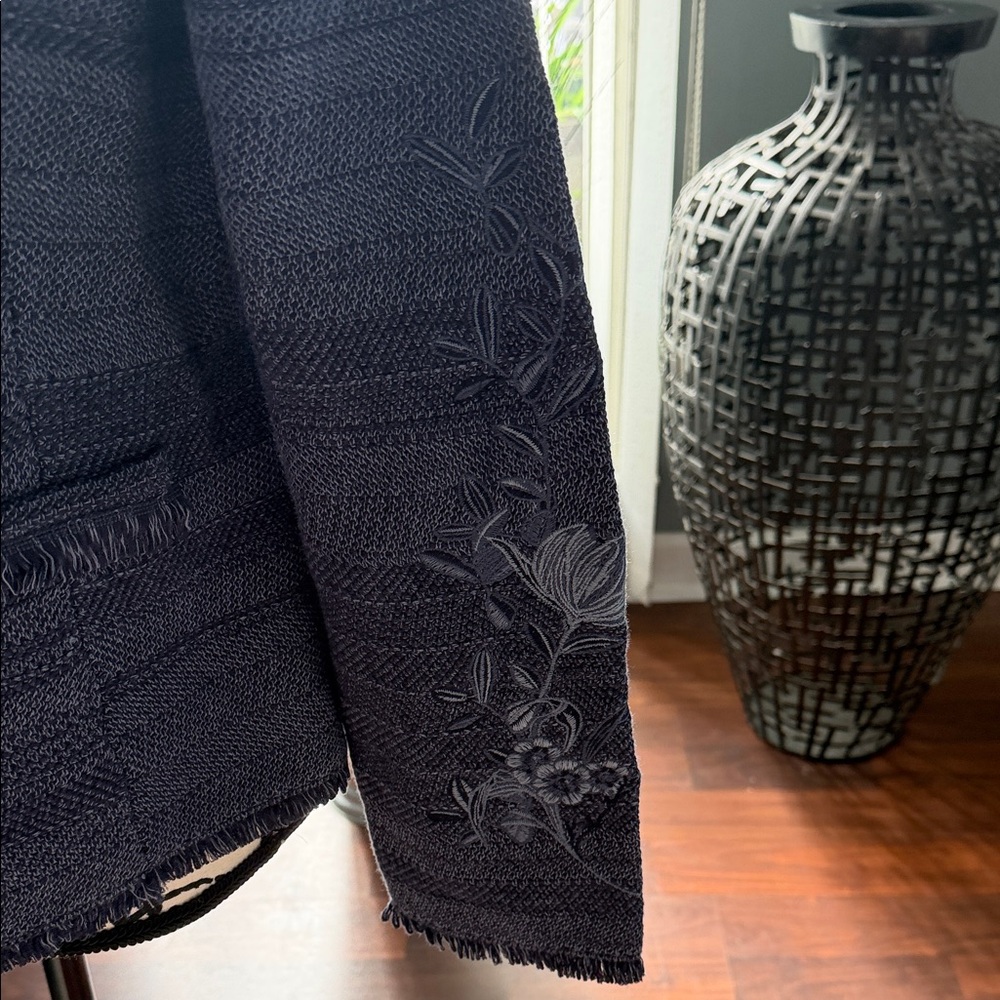 Chicos Elegant Blue Embroidered Women's Jacket - Picture 5 of 14